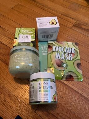 Avocado set price firm